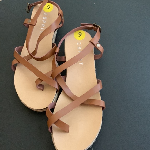 Women’s Size 9 Strap Sandals By Spirit, color Tan, Brand New. - Picture 1 of 4